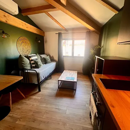 Le Clocher De * 卡西斯